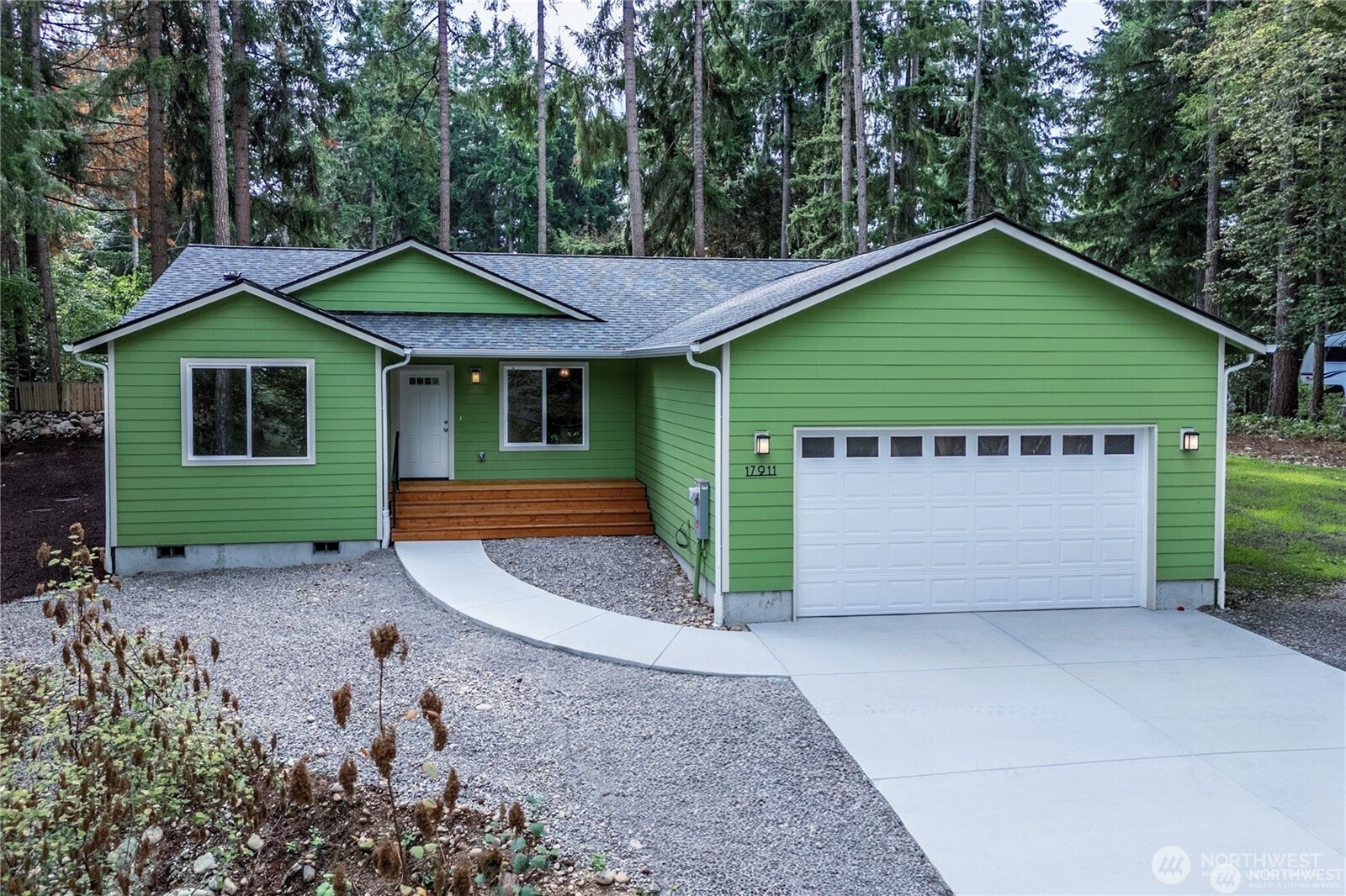 17911 Clearland Boulevard SE, Yelm, WA 98597-9047