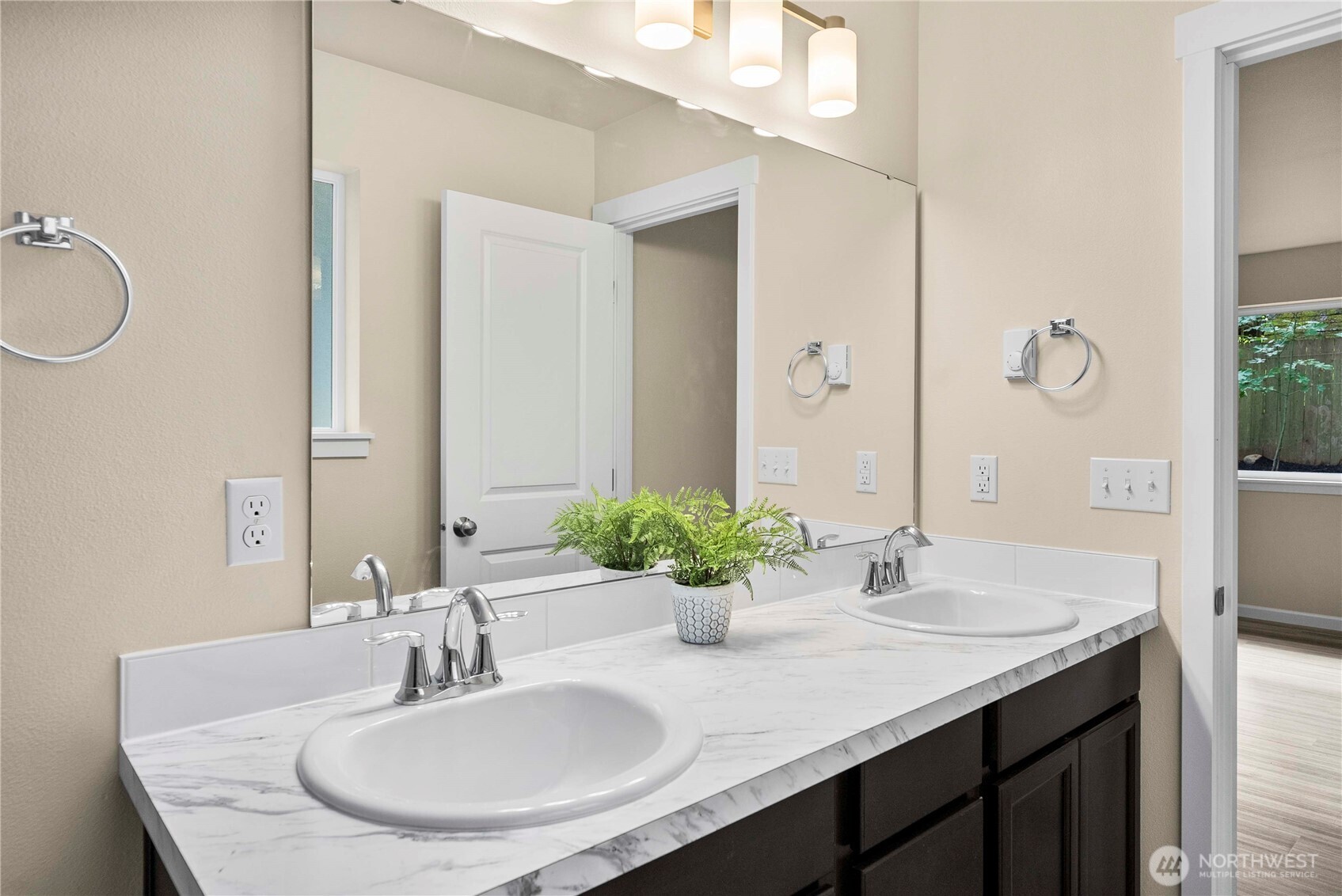 17911 Clearland Boulevard SE, Yelm, WA 98597-9047