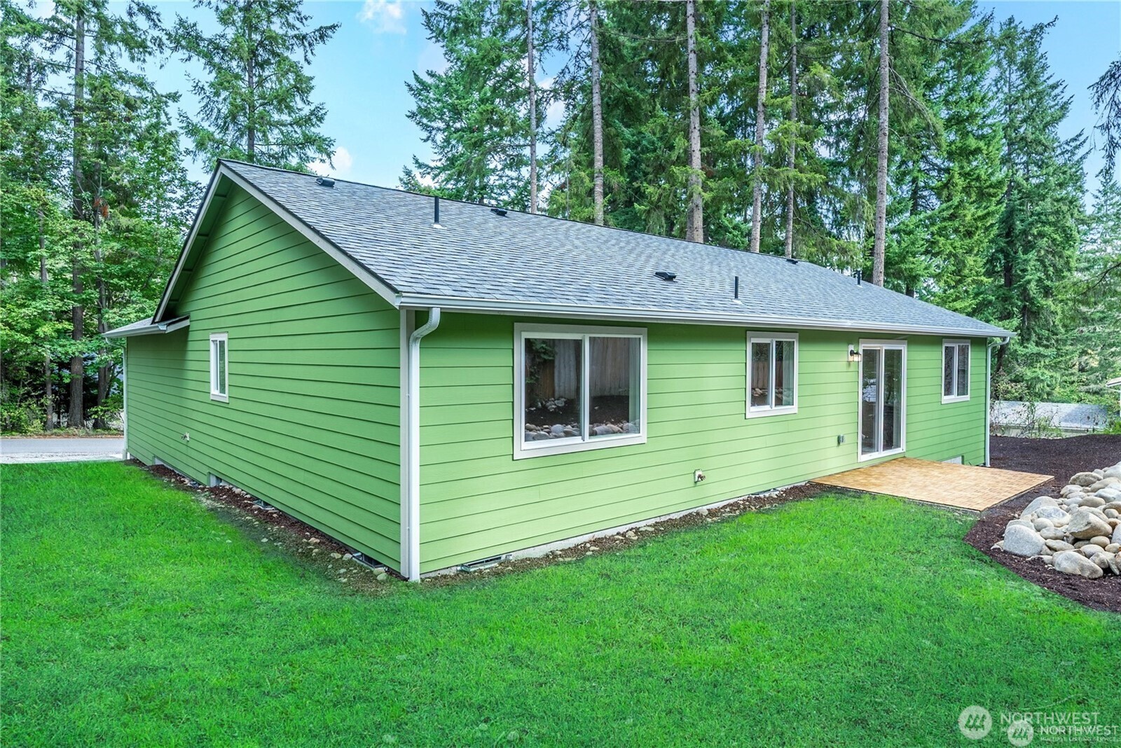 17911 Clearland Boulevard SE, Yelm, WA 98597-9047