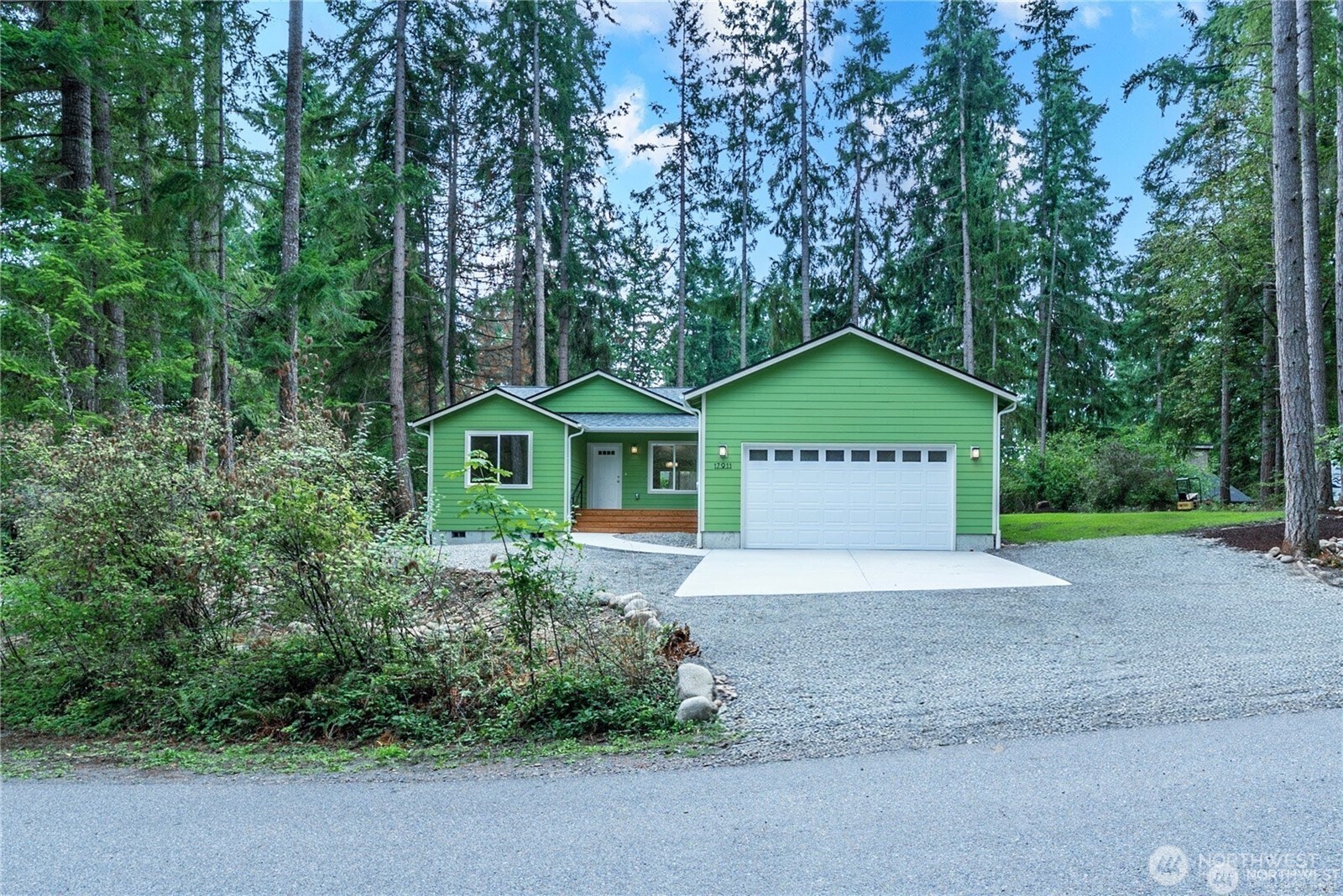 17911 Clearland Boulevard SE, Yelm, WA 98597-9047