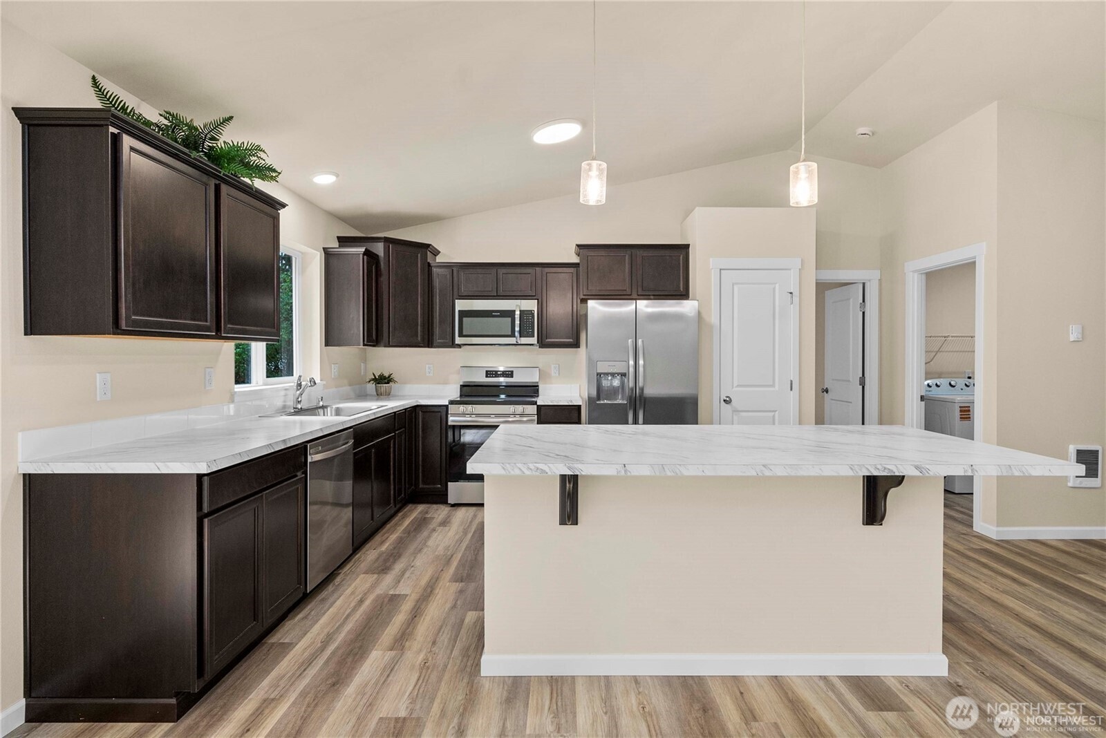 17911 Clearland Boulevard SE, Yelm, WA 98597-9047