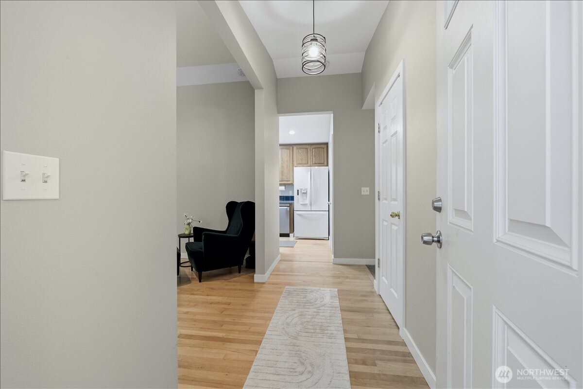 879 881 Kamus Way , Fox Island, WA 98333