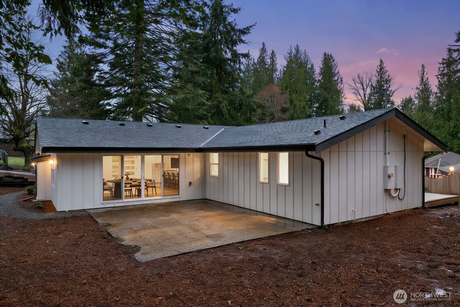 10611 Jovita Boulevard E, Edgewood, WA 98372