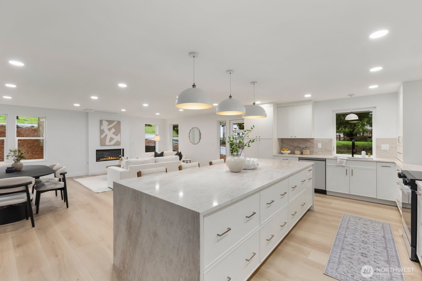 10611 Jovita Boulevard E, Edgewood, WA 98372