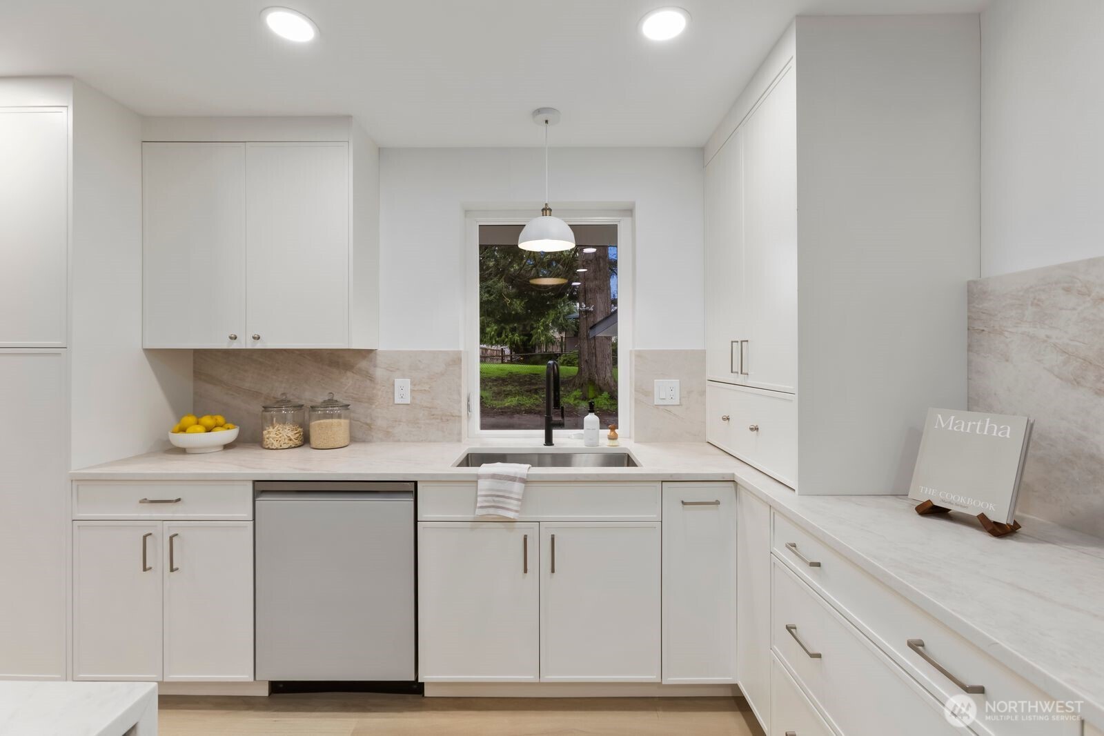 10611 Jovita Boulevard E, Edgewood, WA 98372