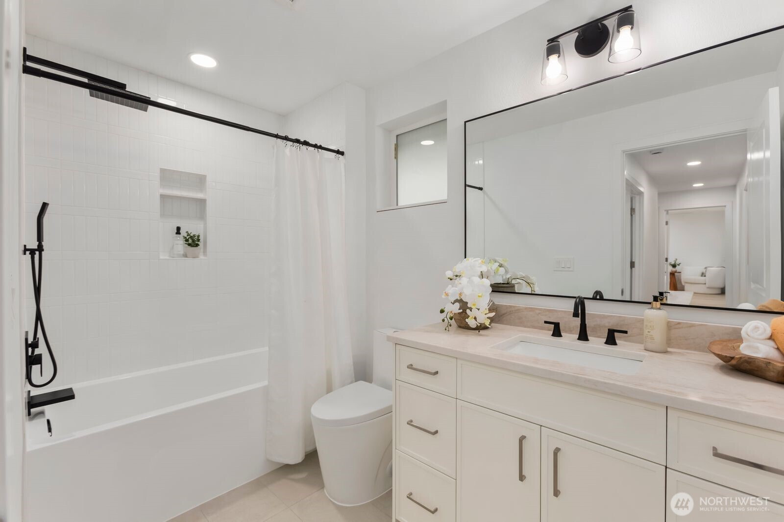 10611 Jovita Boulevard E, Edgewood, WA 98372