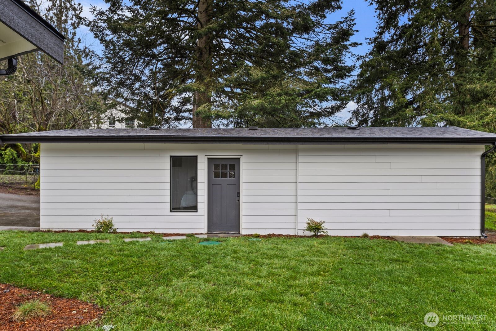10611 Jovita Boulevard E, Edgewood, WA 98372