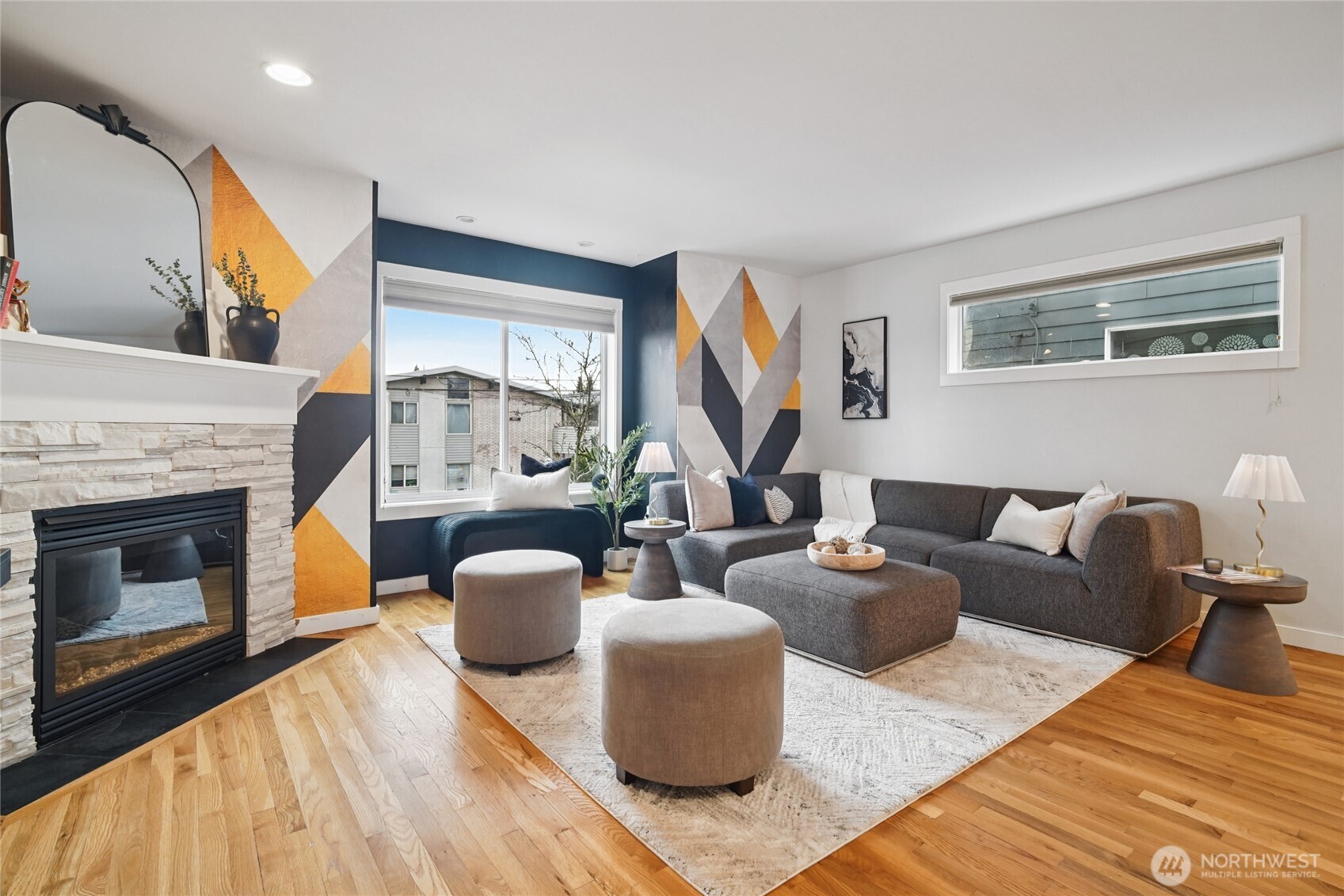 926 N 96th Street , Seattle, WA 98103