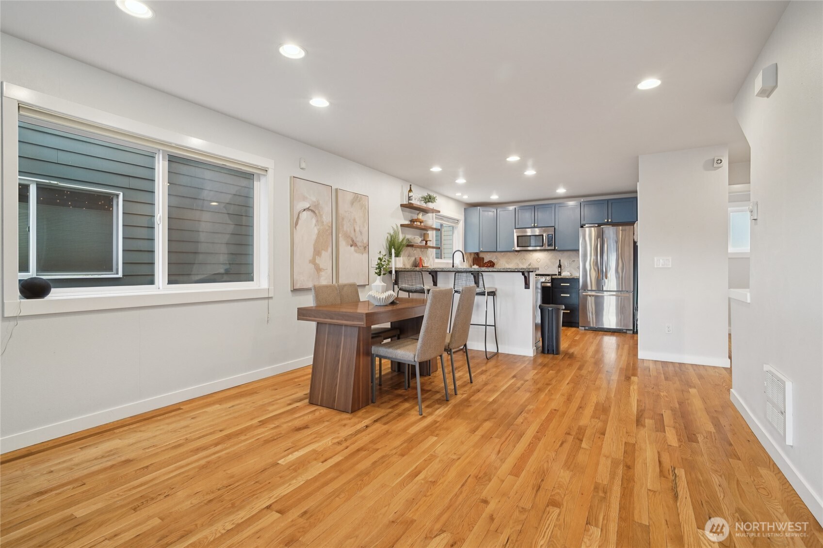 926 N 96th Street , Seattle, WA 98103