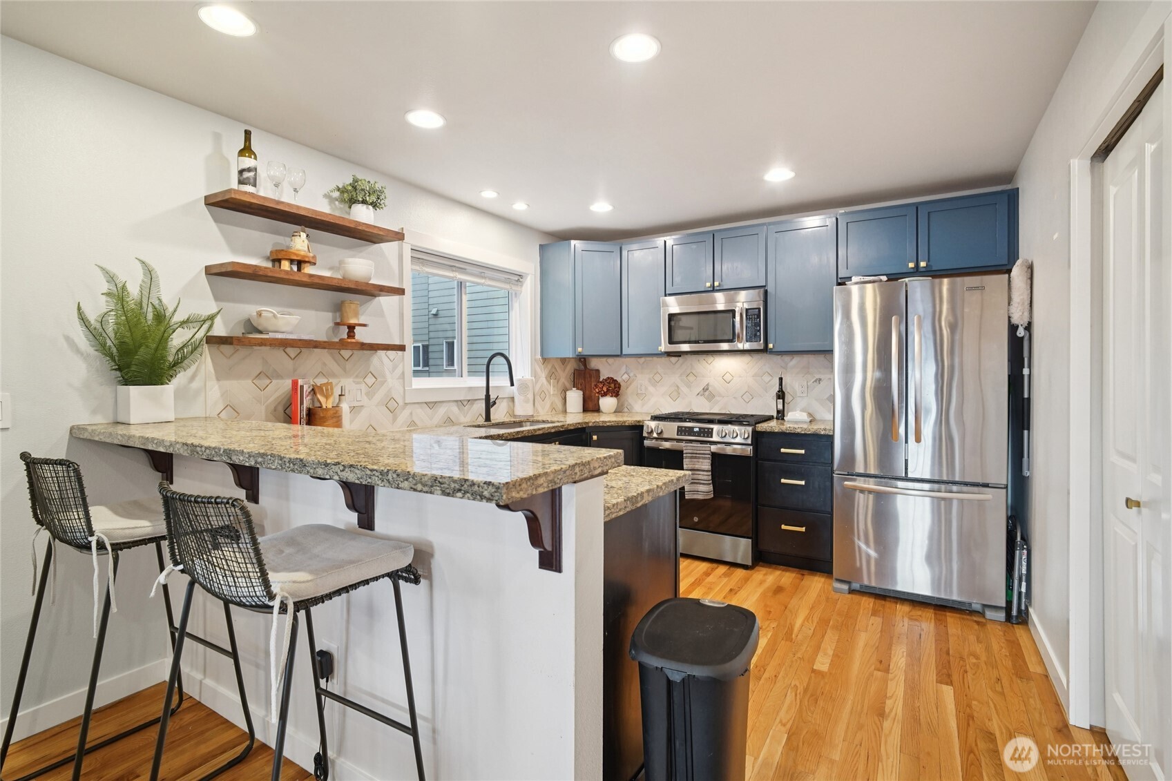 926 N 96th Street , Seattle, WA 98103