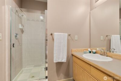 600 Malden Avenue E #304, Seattle, WA 98112 - Photo 21