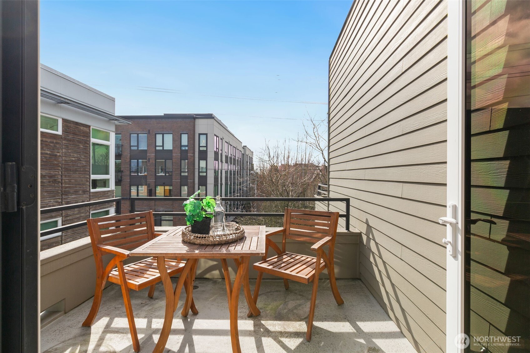 600 Malden Avenue E #304, Seattle, WA 98112