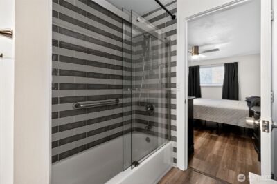 12828 78th Avenue S, Seattle, WA 98178 - Photo 26