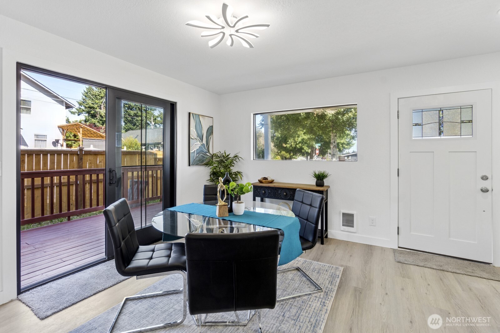 5016 N 43rd Street , Tacoma, WA 98407