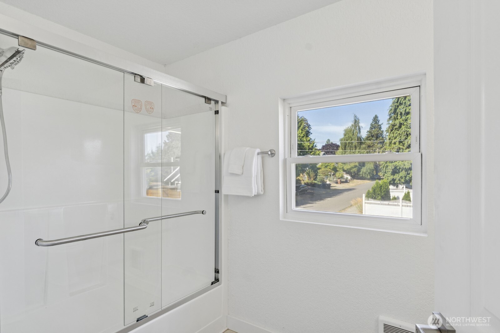 5016 N 43rd Street , Tacoma, WA 98407