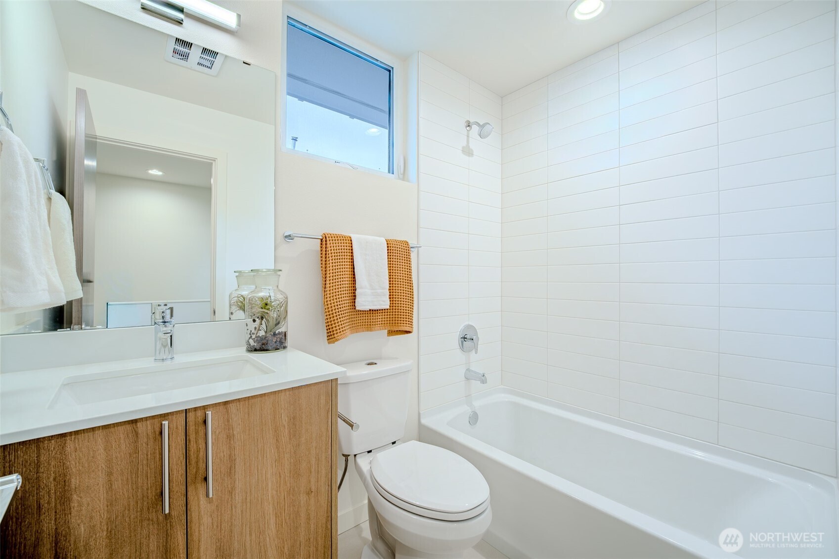 4853 S Findlay Street #B, Seattle, WA 98118