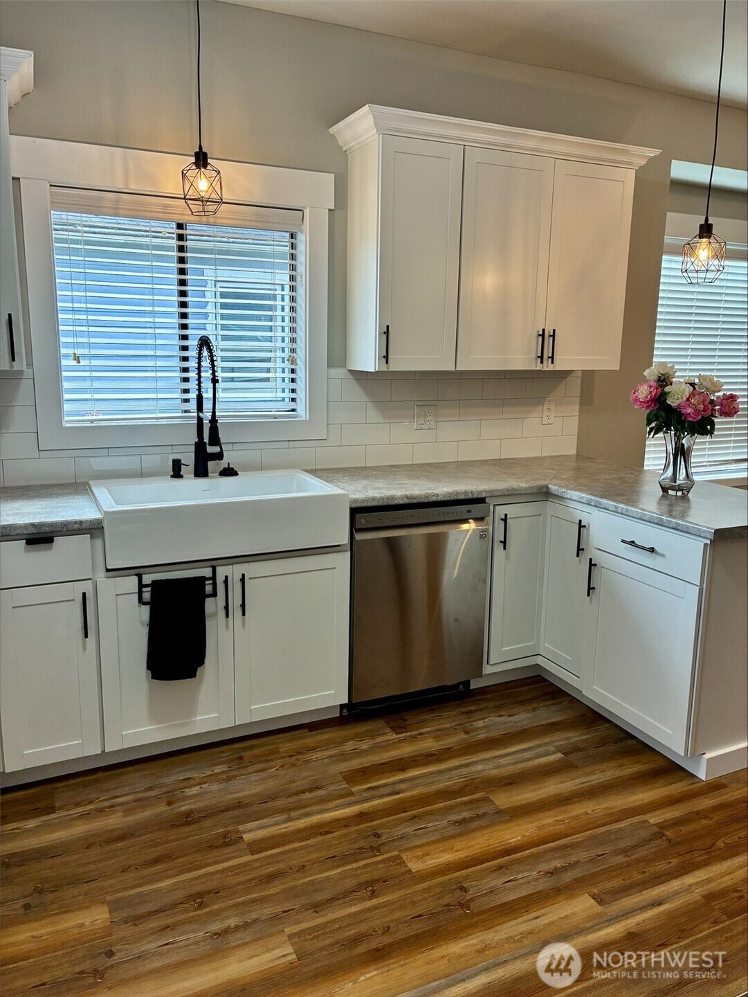 310 Second Street , Sumas, WA 98295