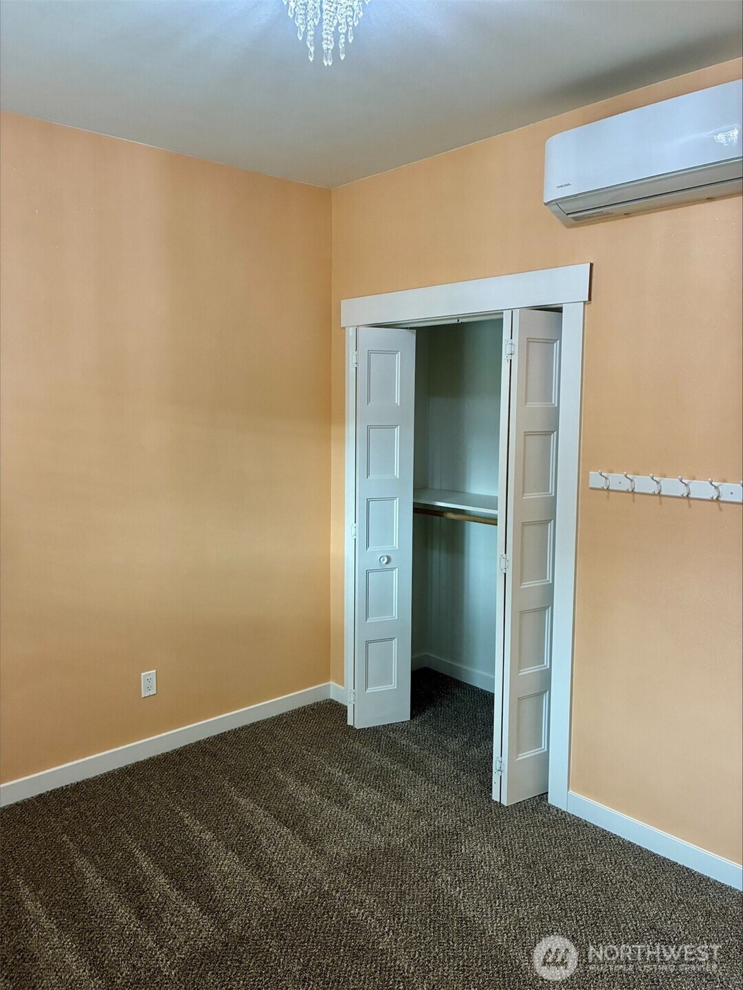 310 Second Street , Sumas, WA 98295