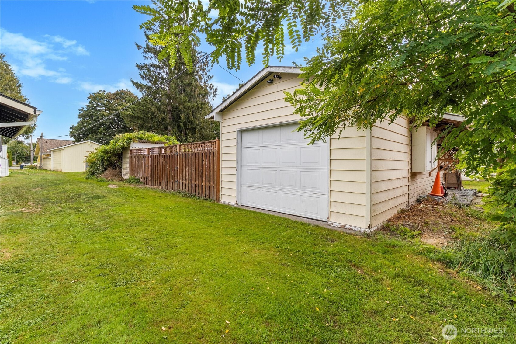 310 Second Street , Sumas, WA 98295