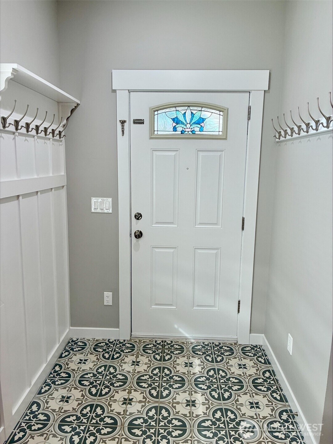 310 Second Street , Sumas, WA 98295