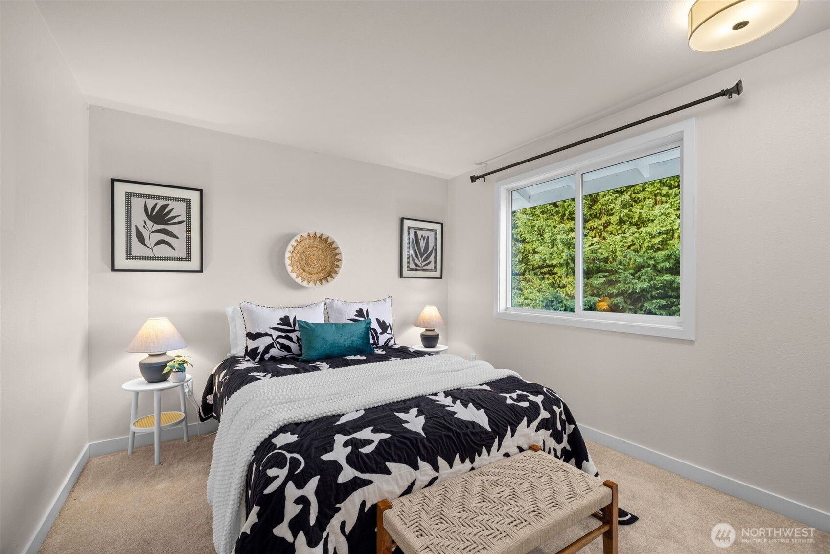 21111 29th Place W, Lynnwood, WA 98036