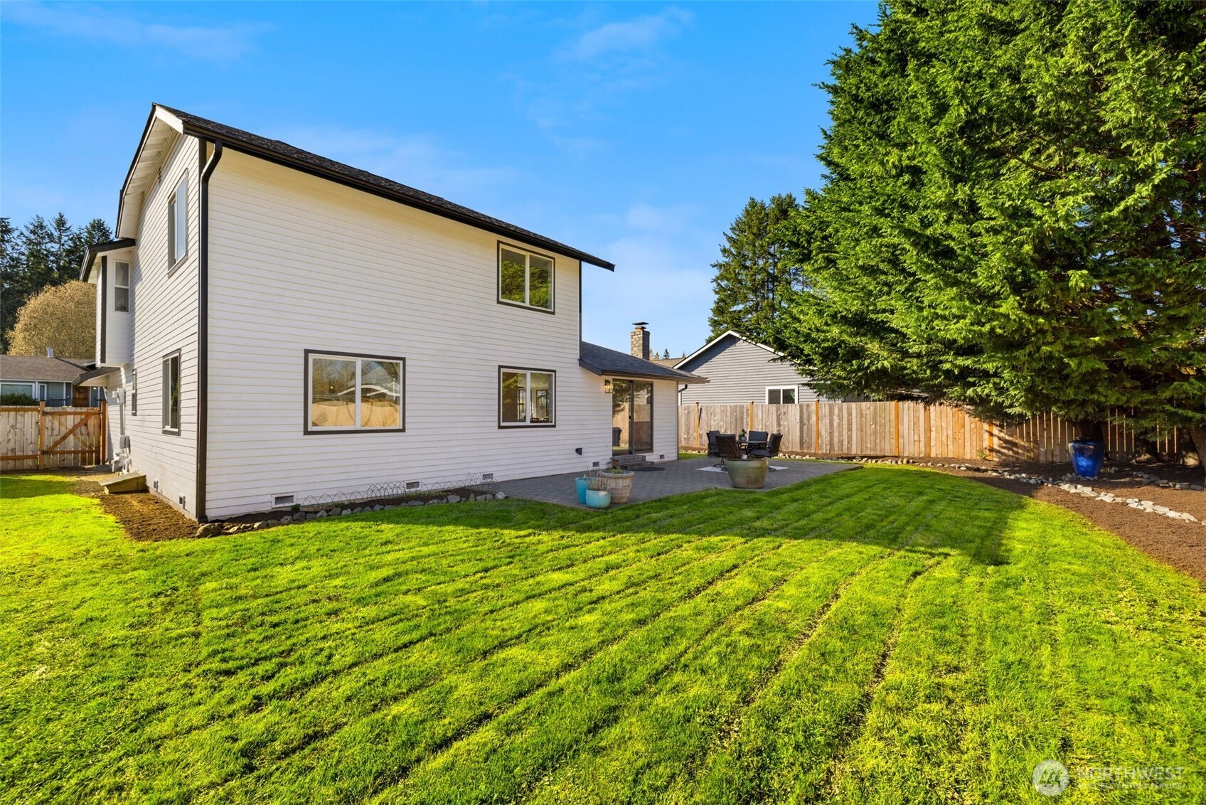 21111 29th Place W, Lynnwood, WA 98036