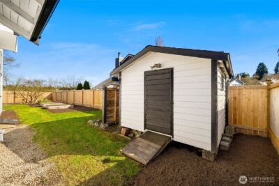 21111 29th Place W, Lynnwood, WA 98036 - Photo 16