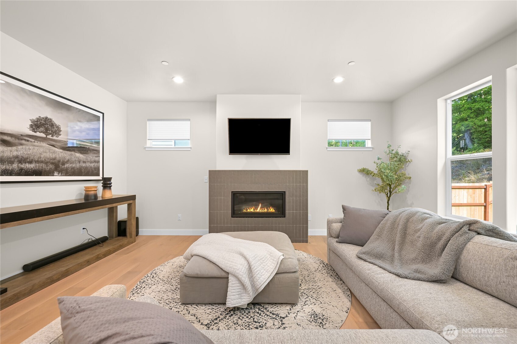 1142 Brookstone Drive , Bellingham, WA 98229