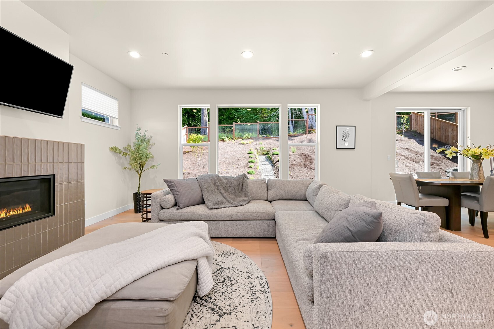 1142 Brookstone Drive , Bellingham, WA 98229