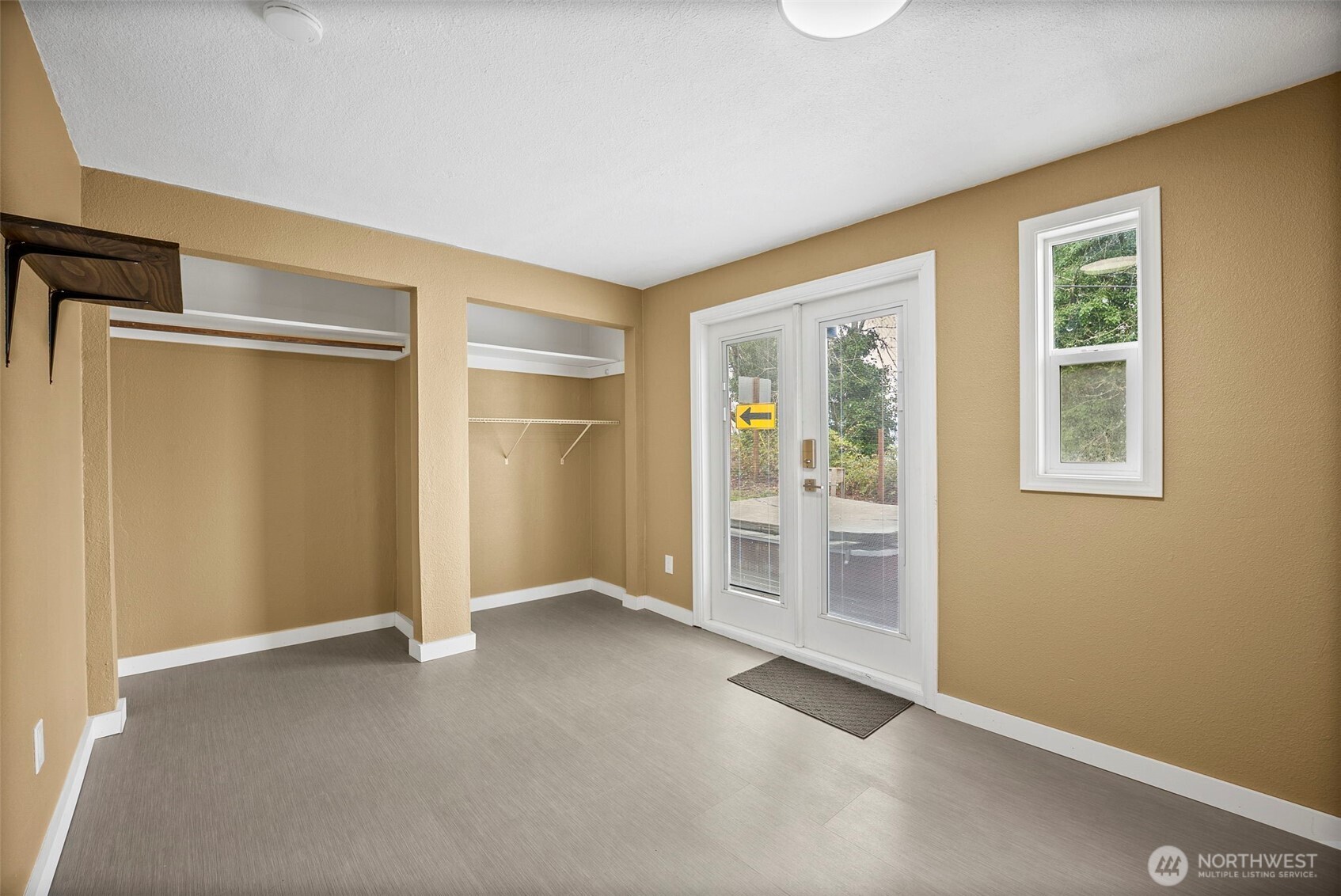 1805 Lawrence Street , Port Orchard, WA 98366