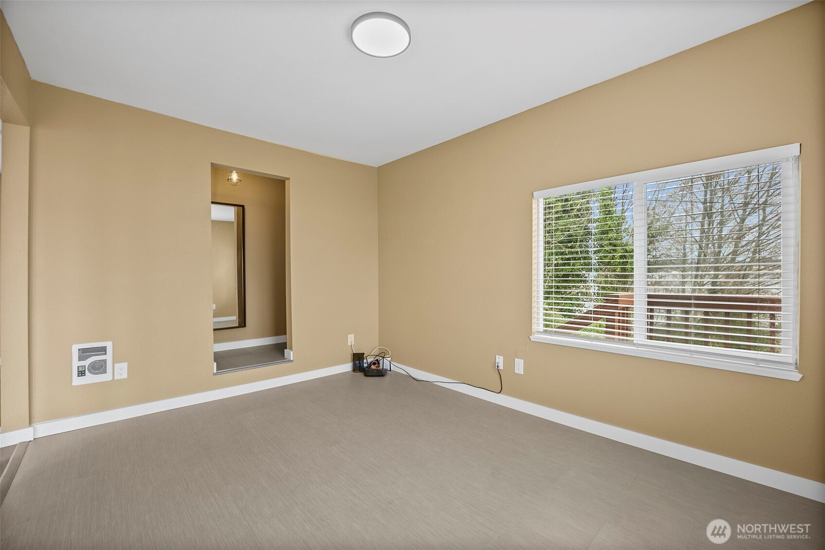 1805 Lawrence Street , Port Orchard, WA 98366