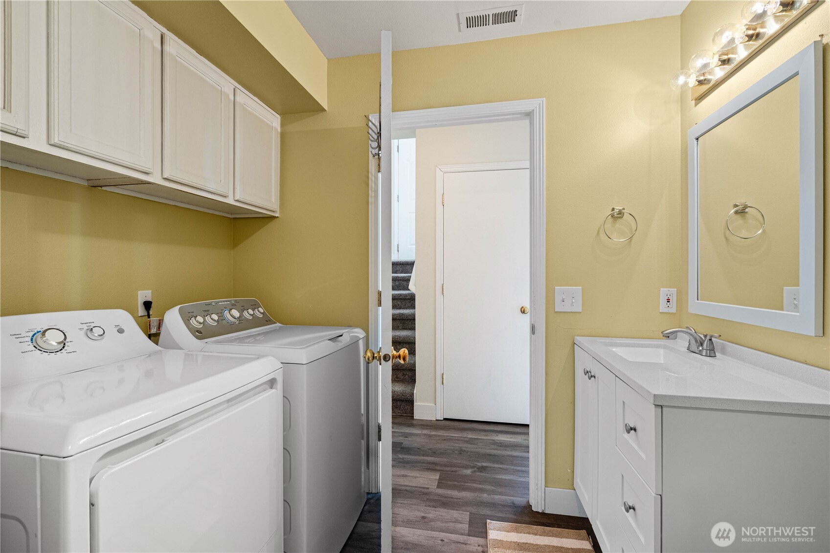 8719 204th Street Ct E, Spanaway, WA 98387-5085