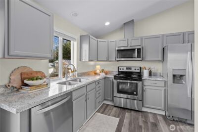 8719 204th Street Ct E, Spanaway, WA 98387-5085 - Photo 9