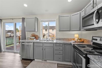 8719 204th Street Ct E, Spanaway, WA 98387-5085 - Photo 10