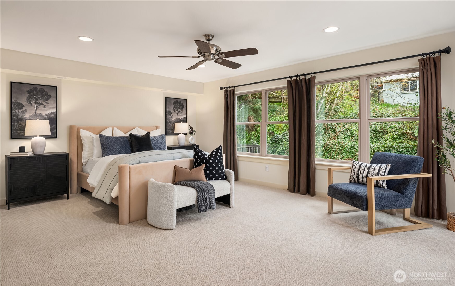 3042 SW Manning Street , Seattle, WA 98126