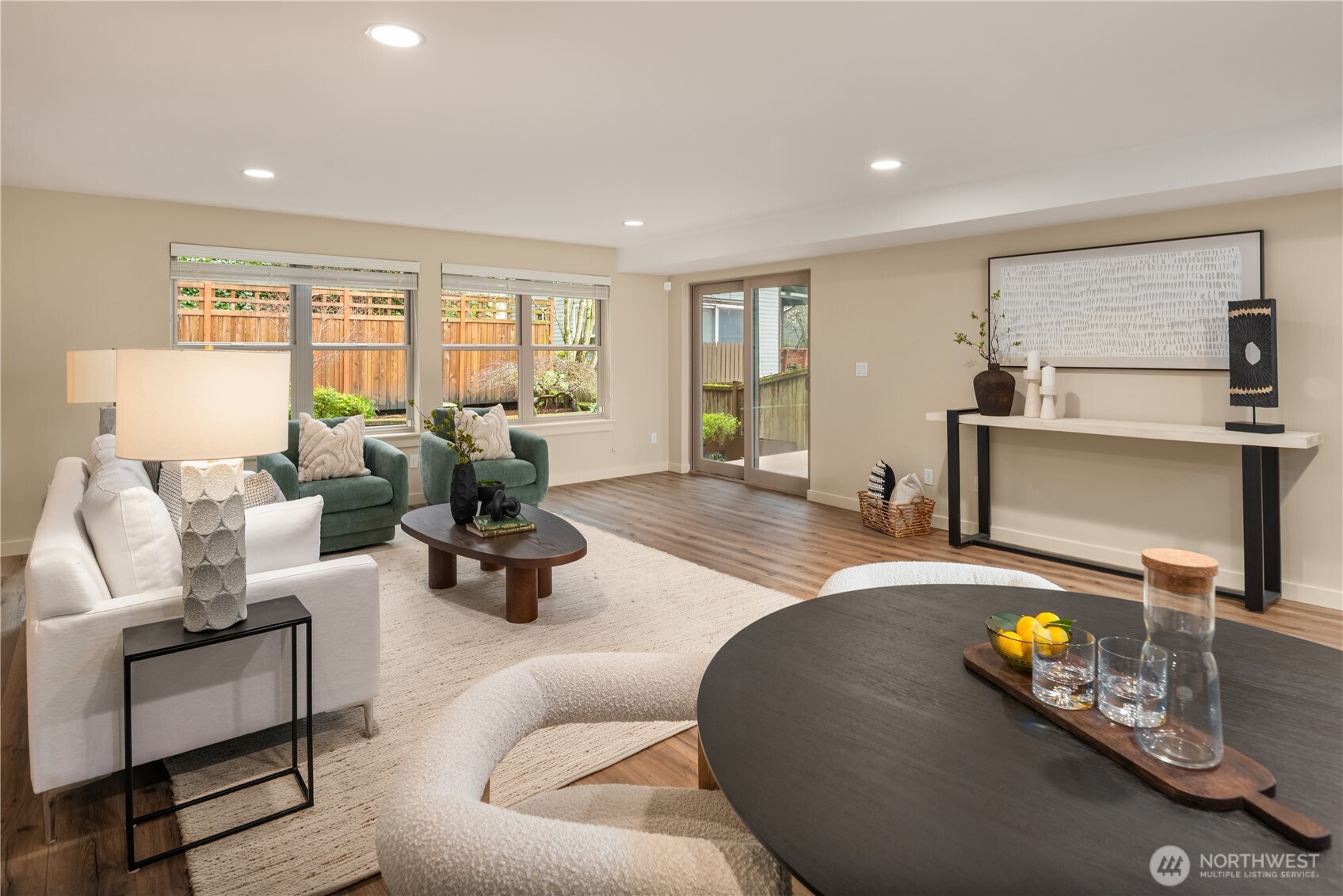 3042 SW Manning Street , Seattle, WA 98126