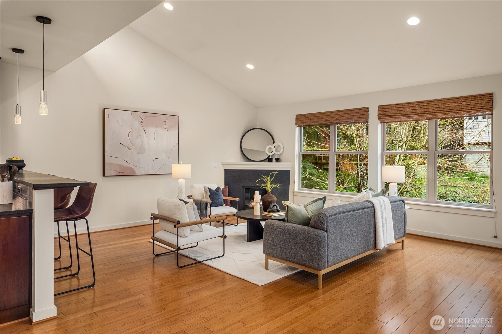 3042 SW Manning Street , Seattle, WA 98126