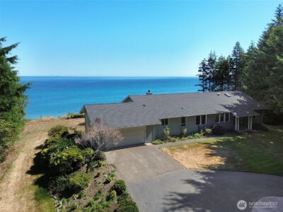 99 S Point , Port Angeles, WA 98363