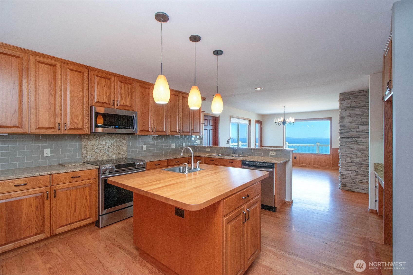 99 S Point , Port Angeles, WA 98363