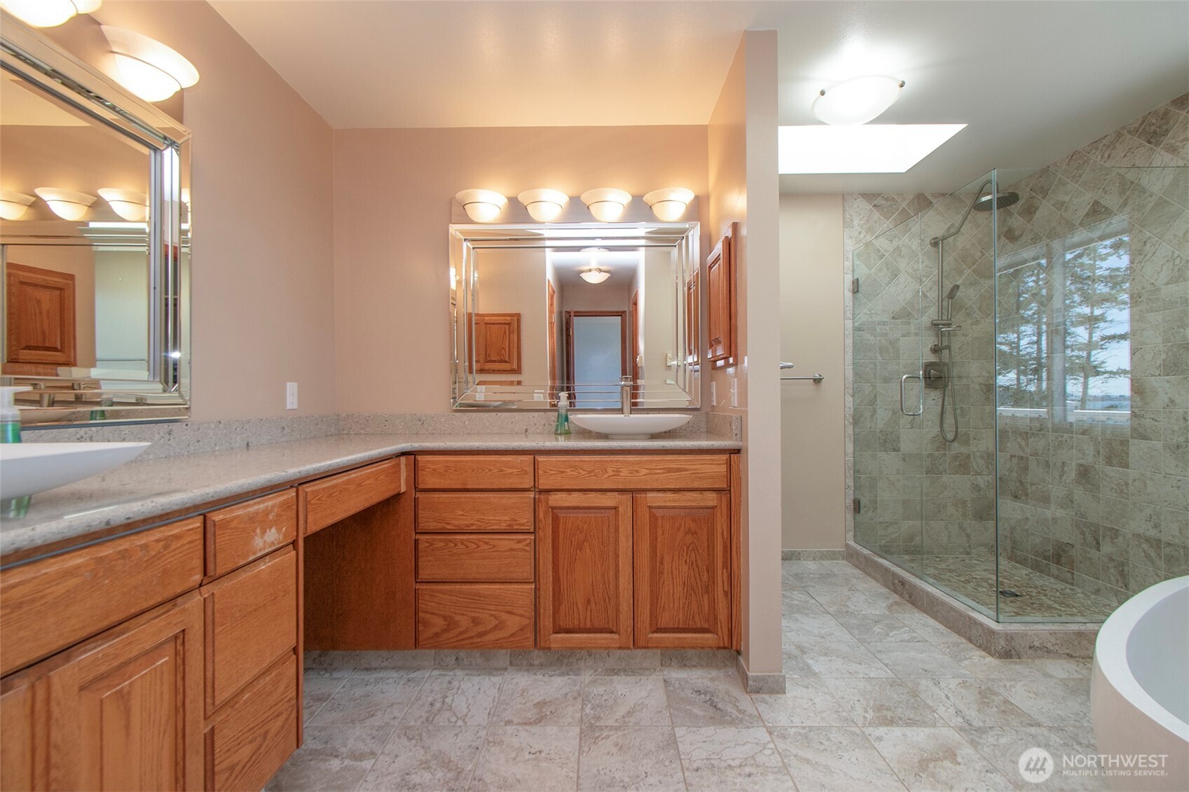 99 S Point , Port Angeles, WA 98363