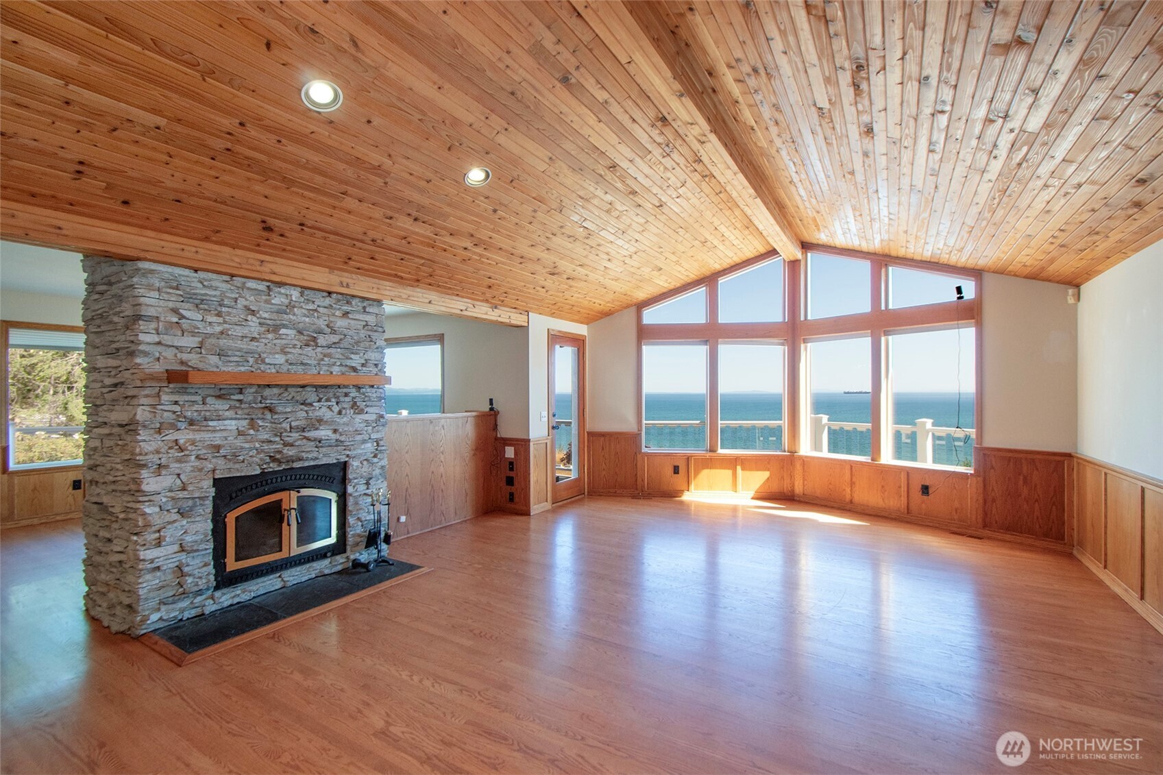 99 S Point , Port Angeles, WA 98363