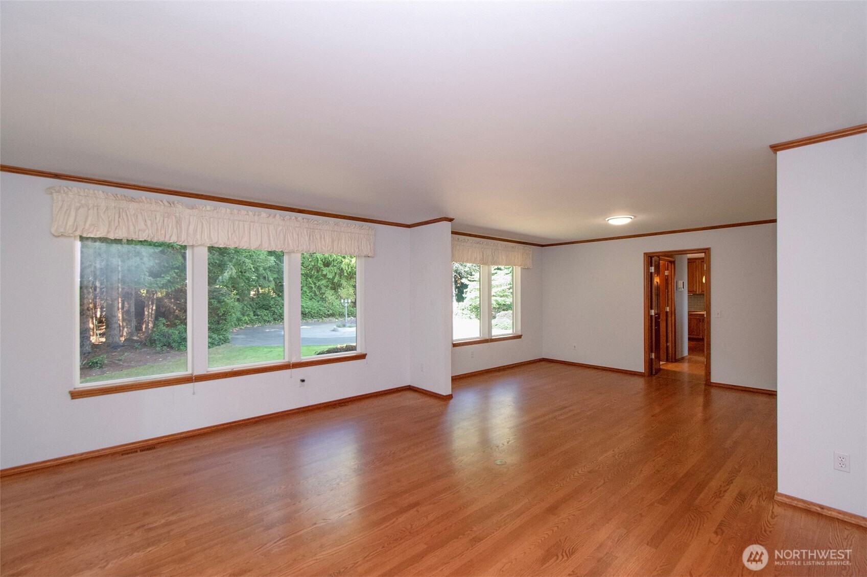 99 S Point , Port Angeles, WA 98363