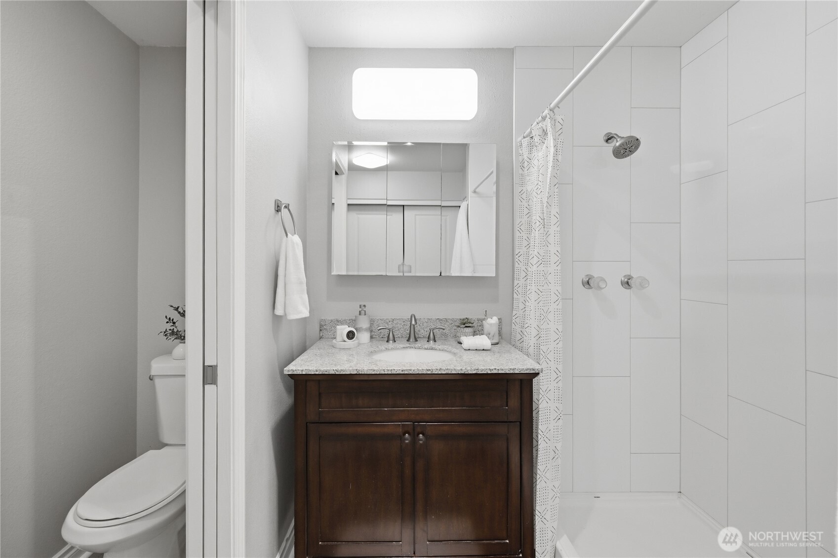 12703 NE 129th Court #H202, Kirkland, WA 98034