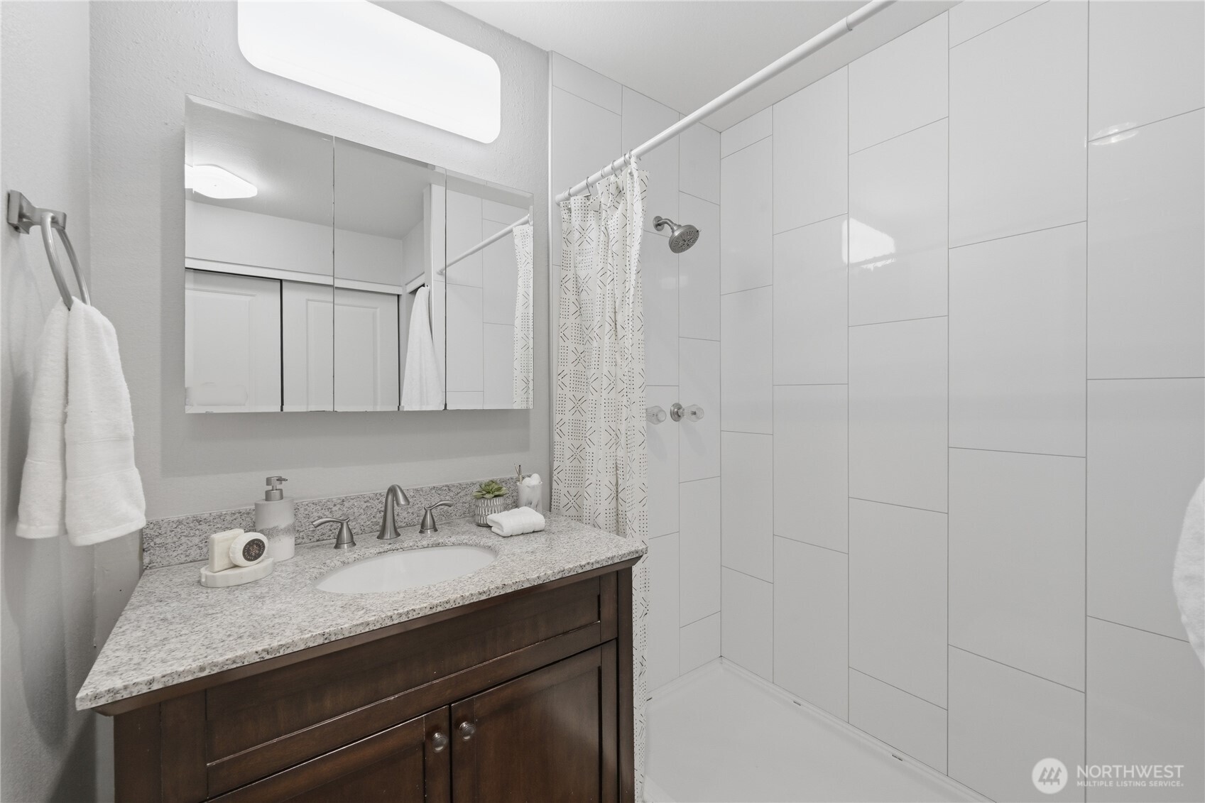 12703 NE 129th Court #H202, Kirkland, WA 98034