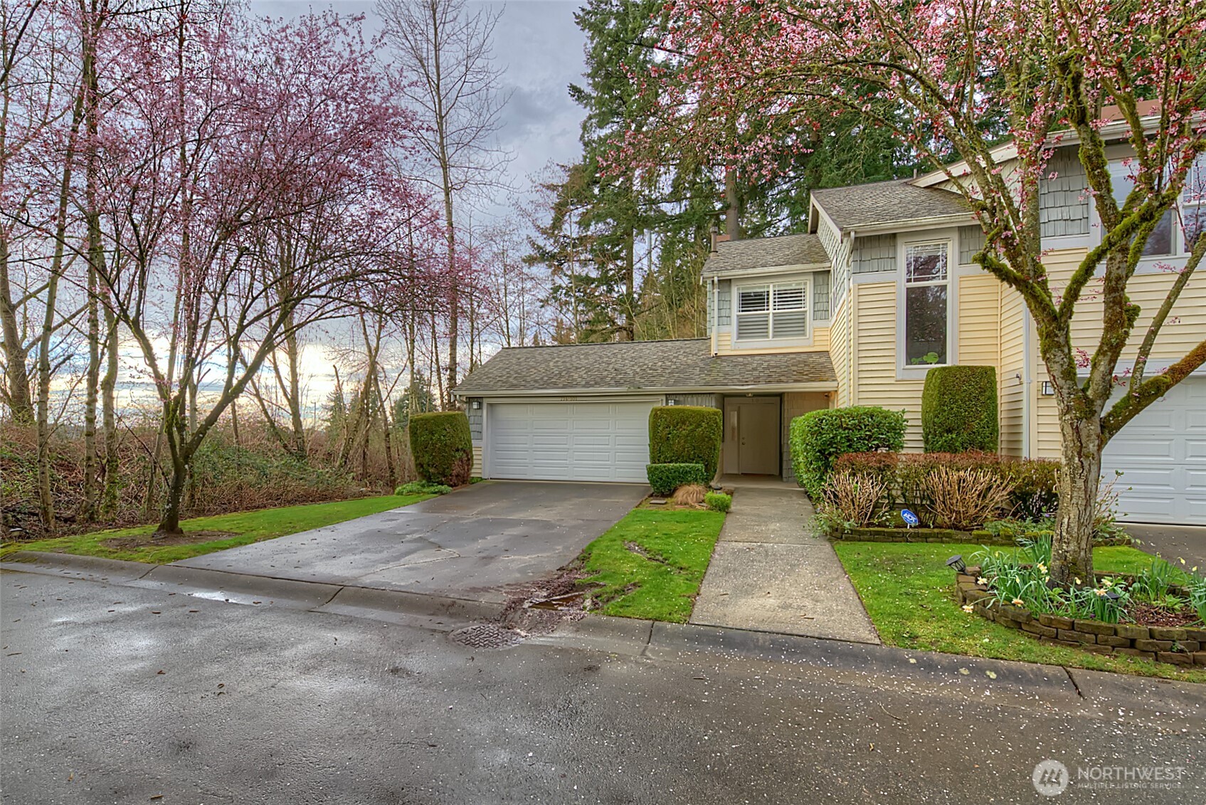 714 228th Street SW #O-101, Bothell, WA 98021