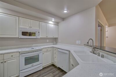 714 228th Street SW #O-101, Bothell, WA 98021 - Photo 12
