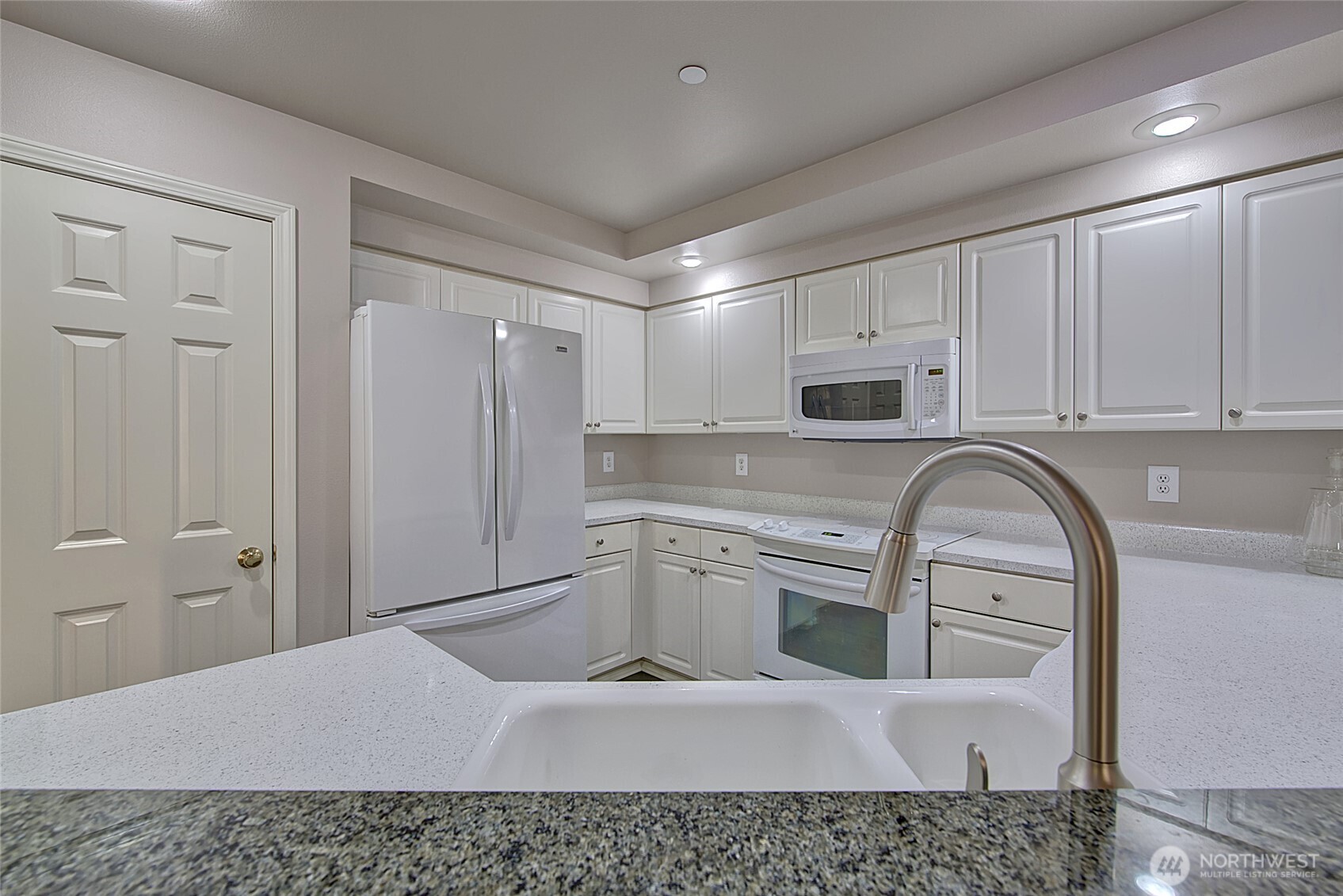 714 228th Street SW #O-101, Bothell, WA 98021