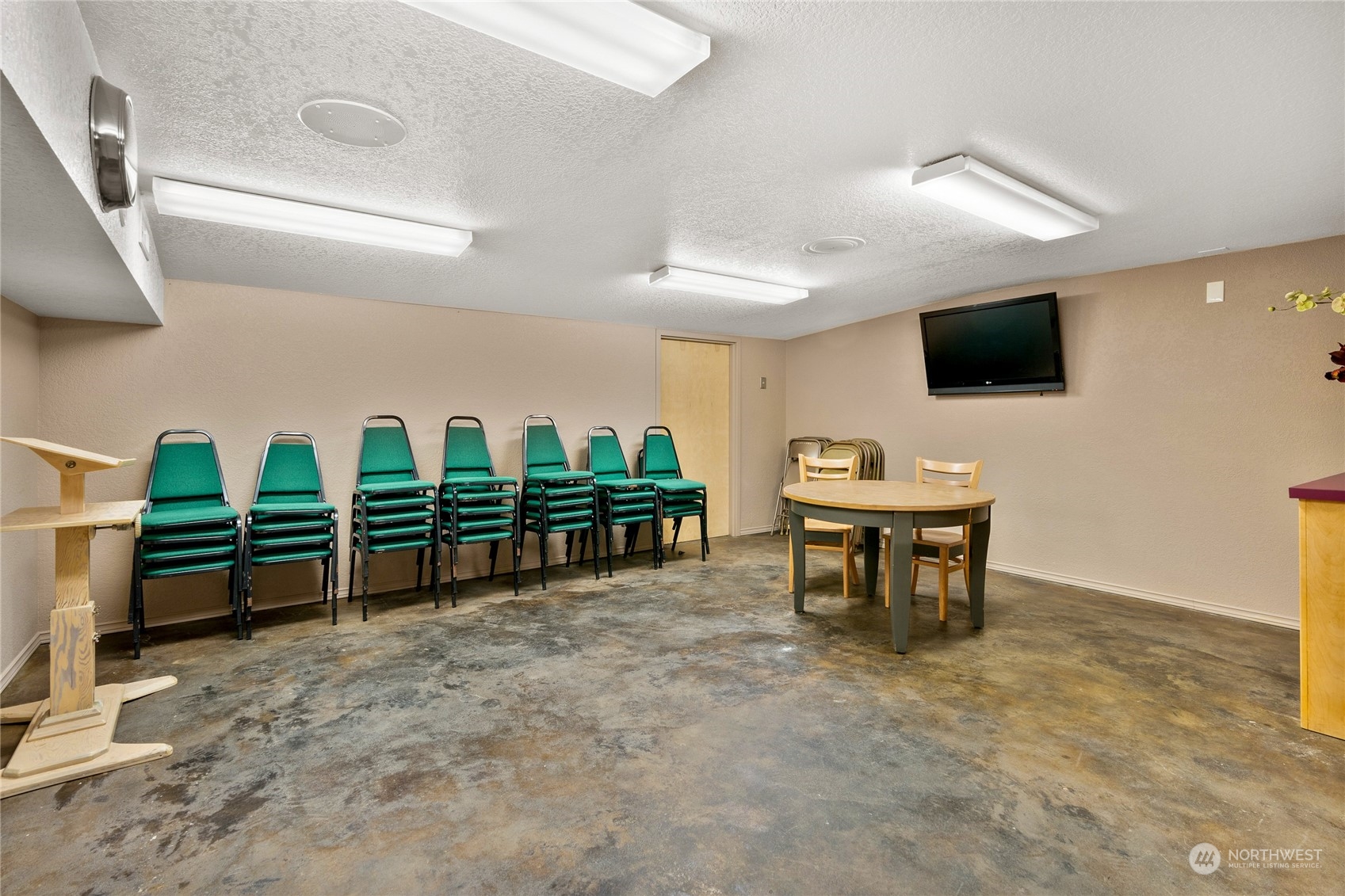 804 N State Street , Tacoma, WA 98403