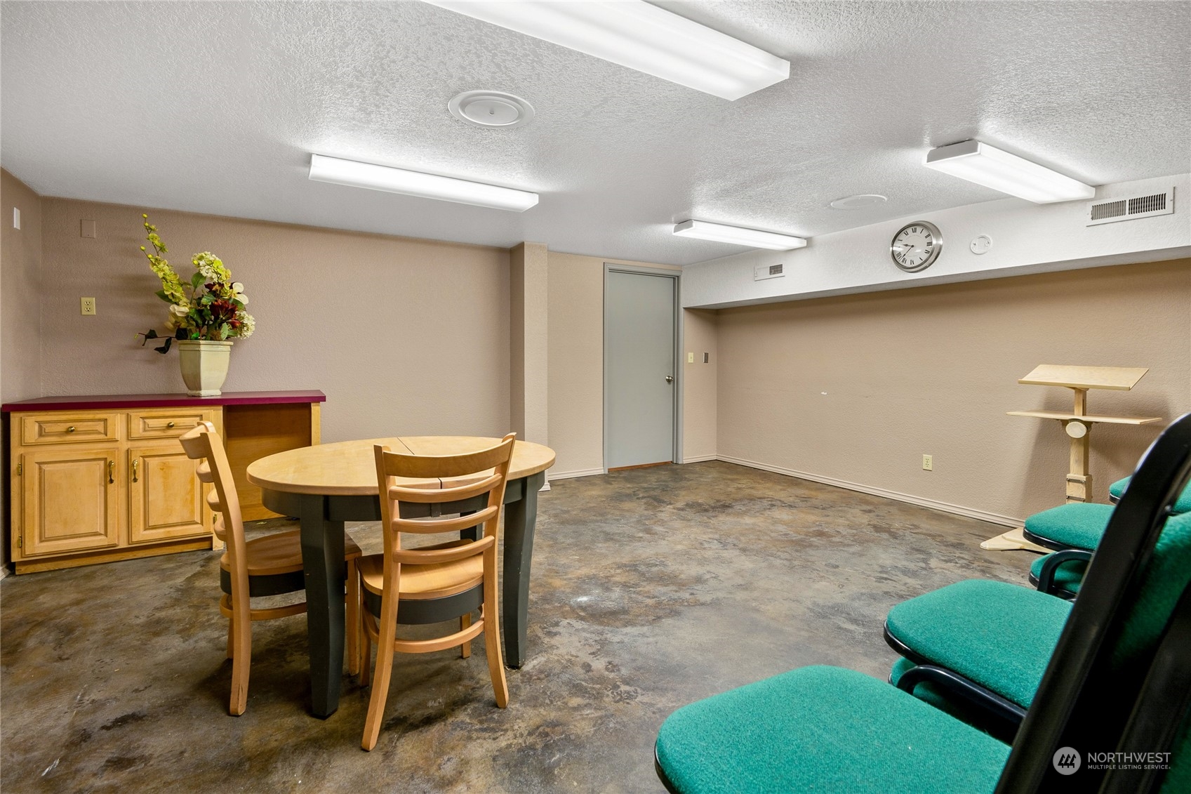 804 N State Street , Tacoma, WA 98403