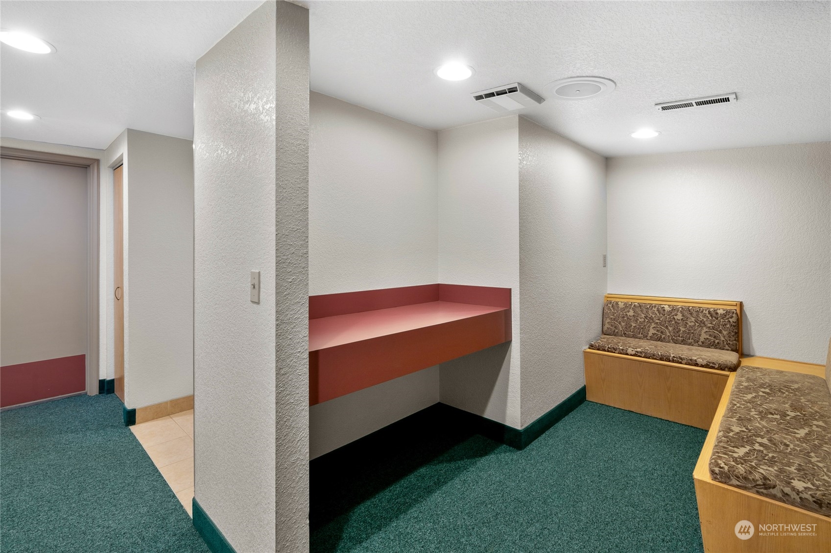 804 N State Street , Tacoma, WA 98403